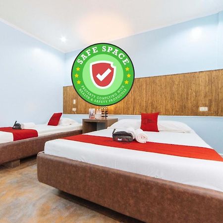 Reddoorz @ N Roldan Street Hotel Kalibo Ngoại thất bức ảnh