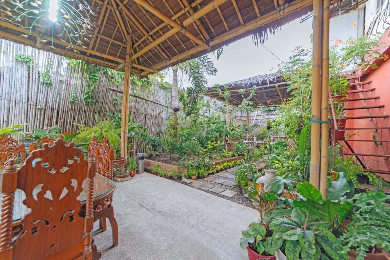 Reddoorz @ N Roldan Street Hotel Kalibo Ngoại thất bức ảnh