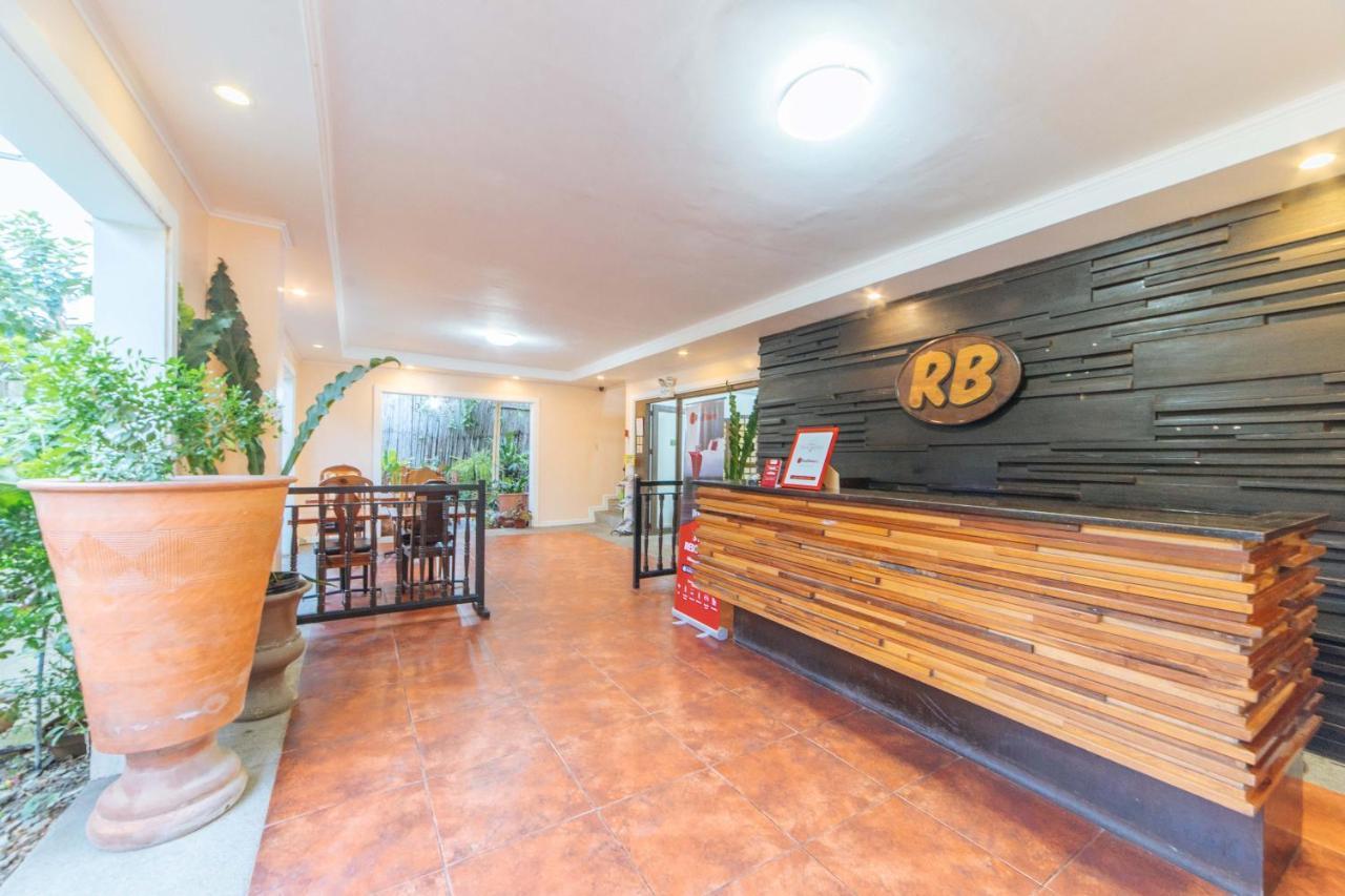 Reddoorz @ N Roldan Street Hotel Kalibo Ngoại thất bức ảnh