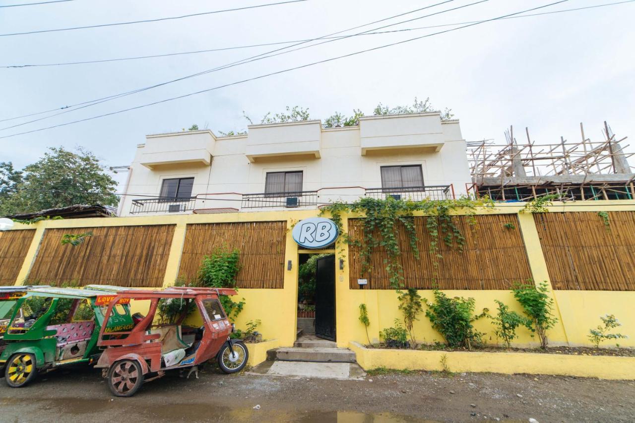 Reddoorz @ N Roldan Street Hotel Kalibo Ngoại thất bức ảnh
