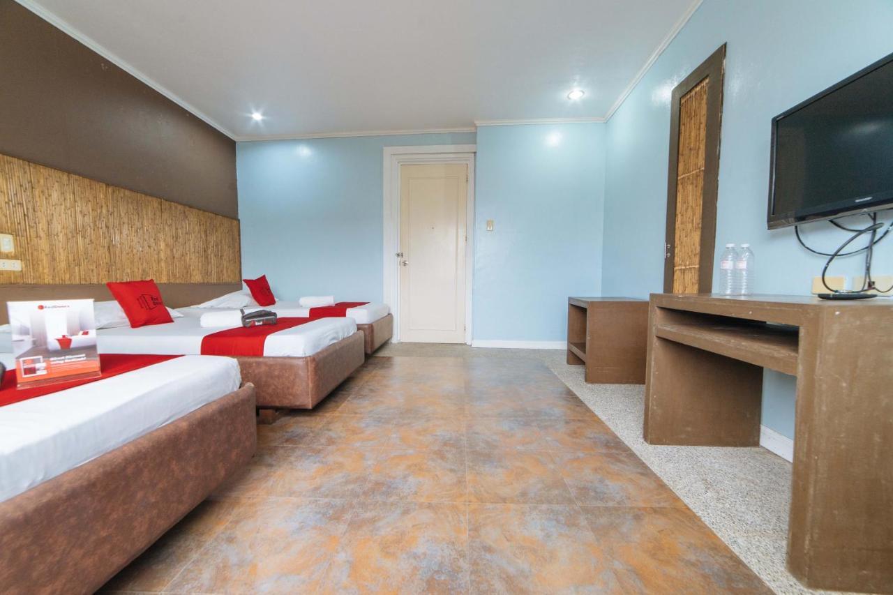 Reddoorz @ N Roldan Street Hotel Kalibo Ngoại thất bức ảnh